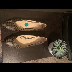 Vince Camuto flats